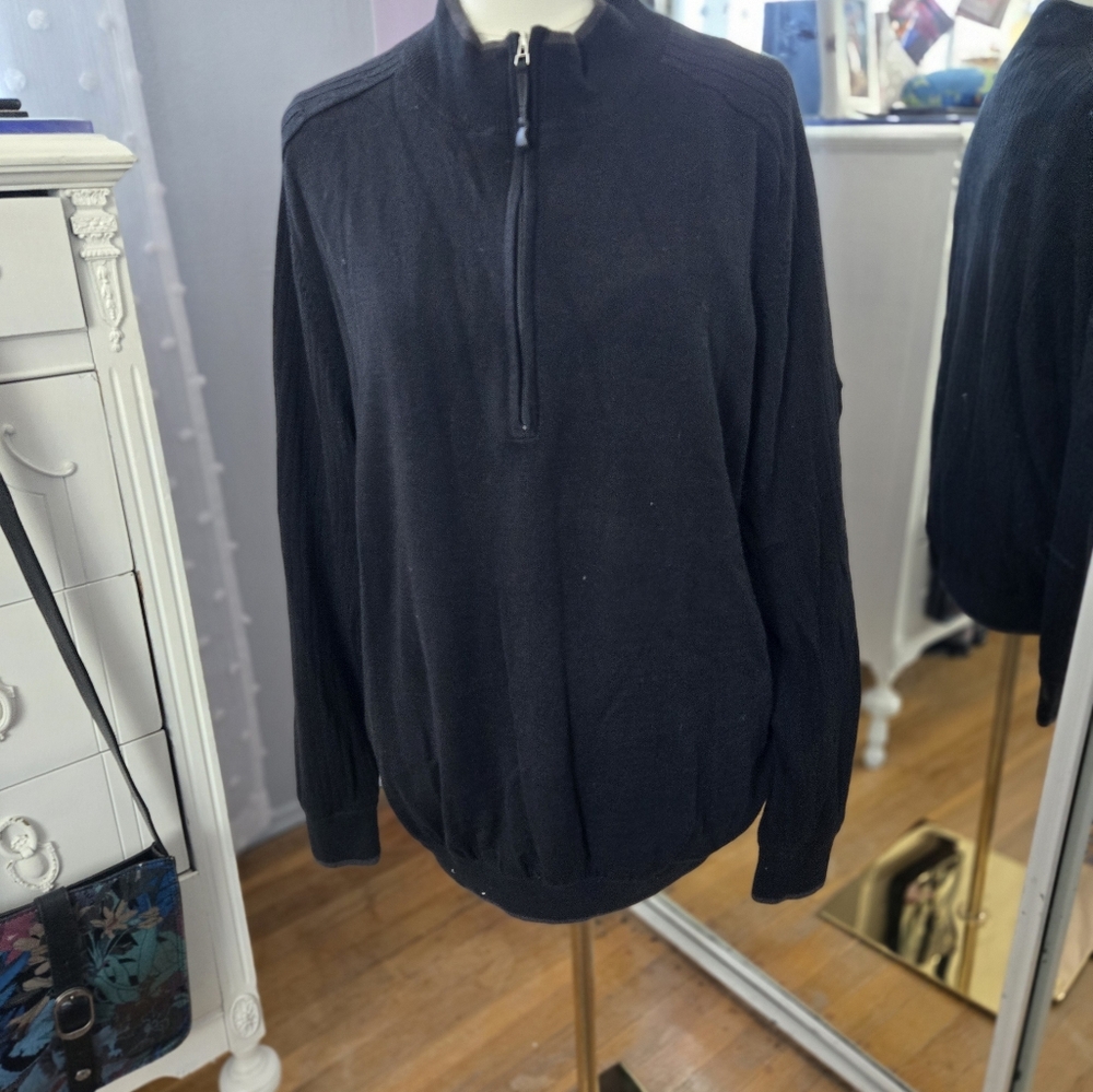 Mizuno Black Crewneck Sweater Classic Knit Design